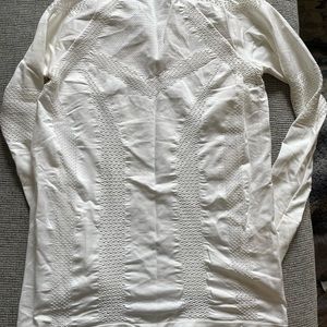 Athleta workout top, long sleeve, white